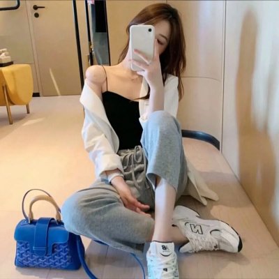 马路对面的房子